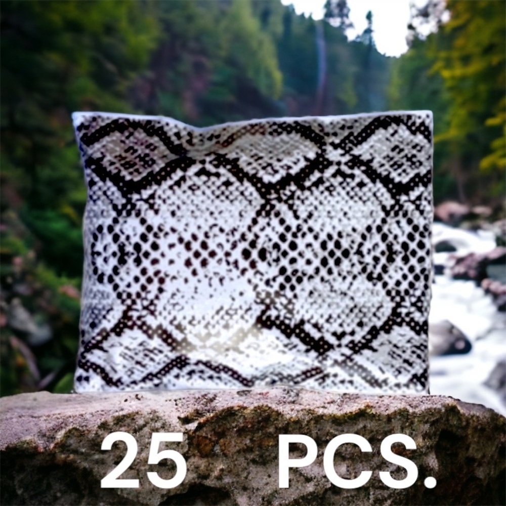 25 10X13 Poly Mailers Snake Skin Print PRICE IS FIRM - Picture 6 of 11